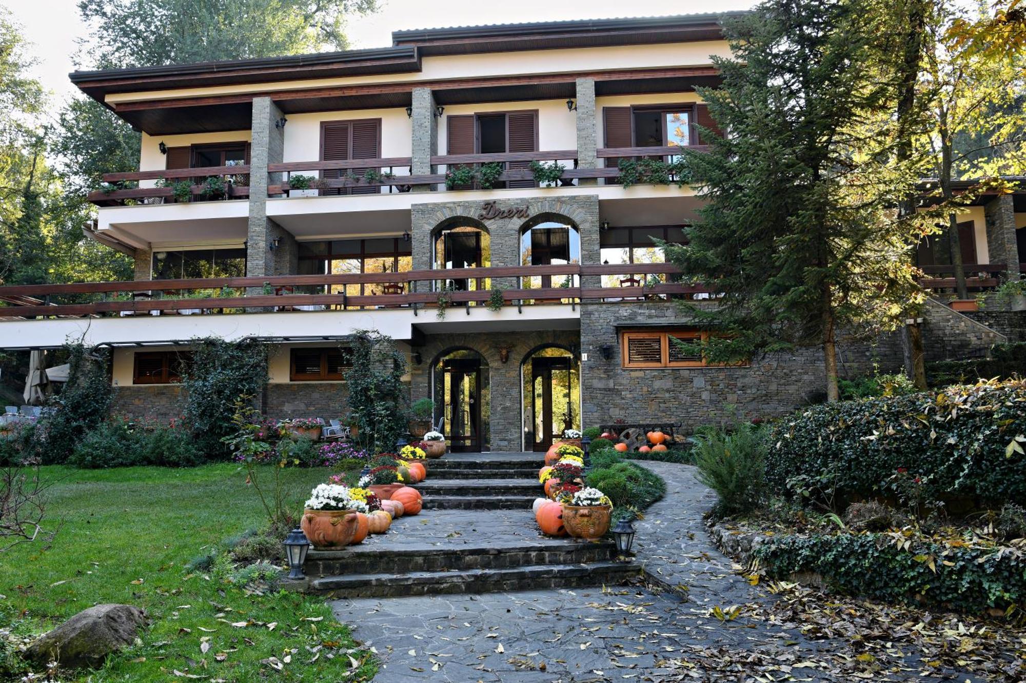 Hotel Restaurant Dreri Tirana Exterior foto